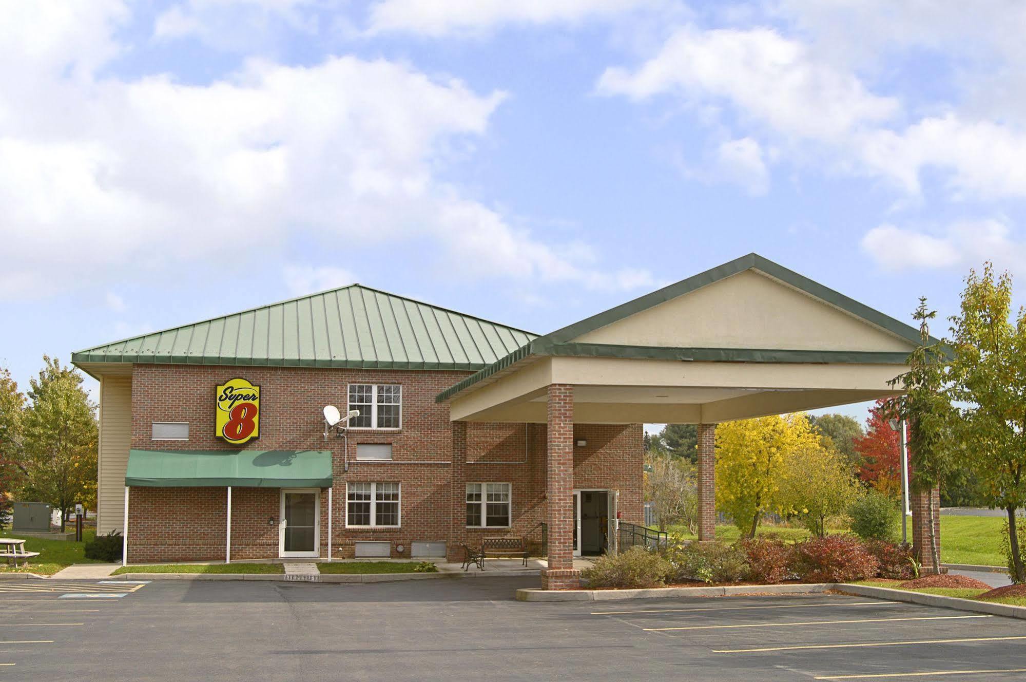 Syracuse Inn East Syracuse Esterno foto